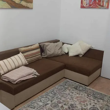 Apartma Lilijana بيت للعطل